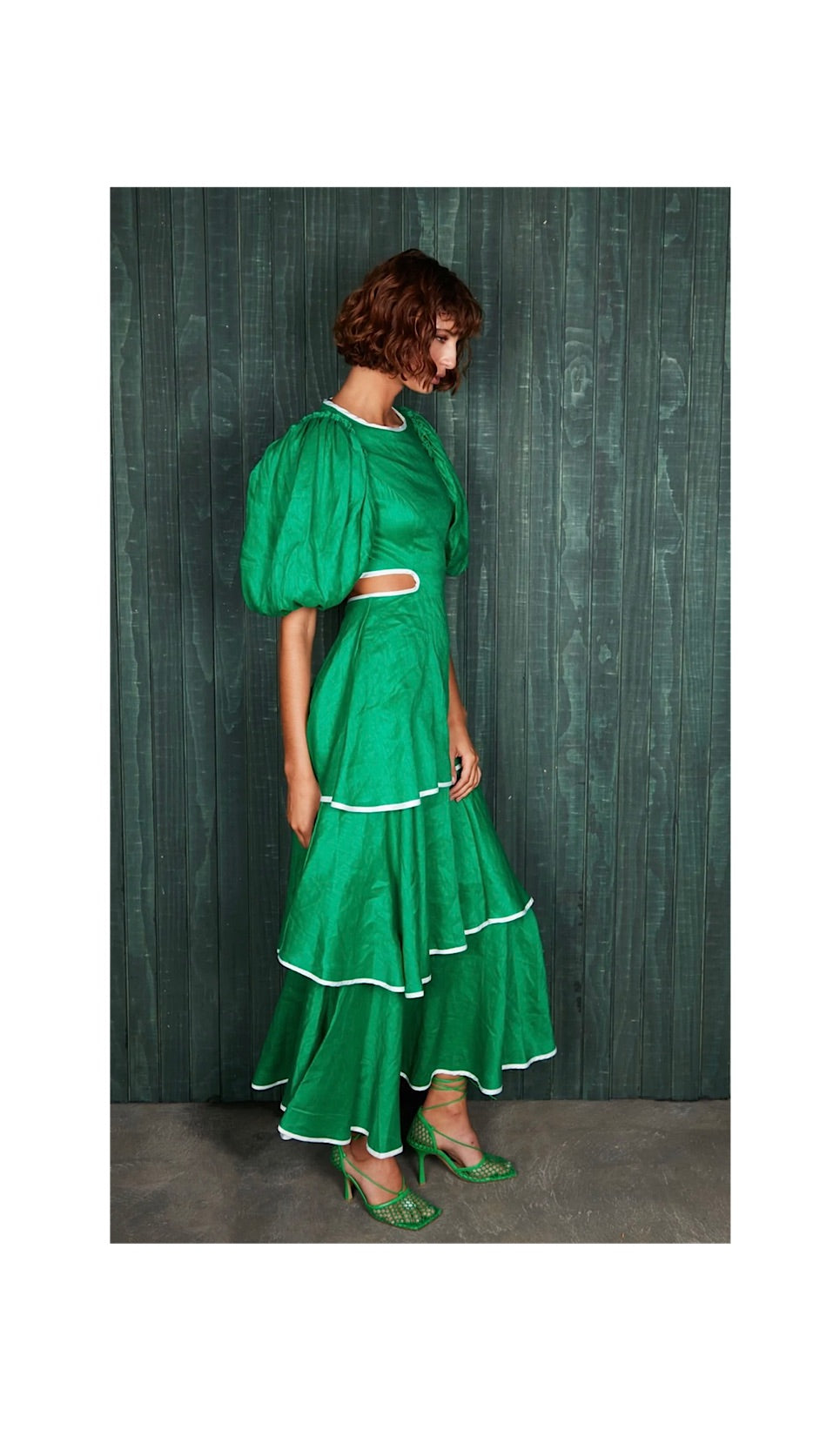 Mackenzie Mode puff sleeve dress in Emerald green